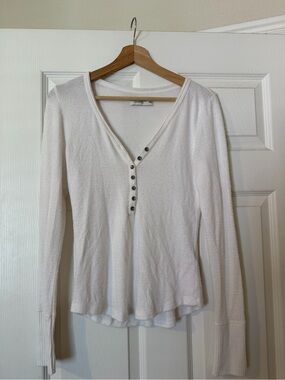 Abercrombie & Fitch White Long-Sleeve Henley Top